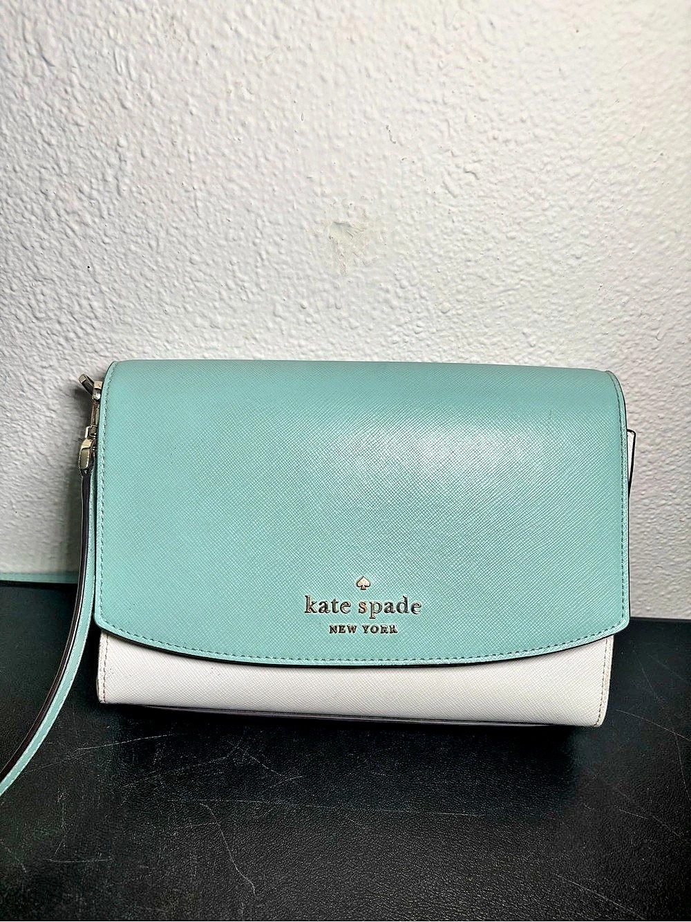 Kate Spade Crossbody Bag in Green & White